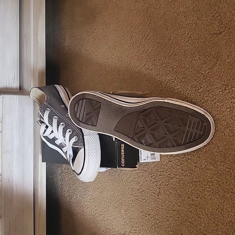 Converse All Star sneakers. Gray size 5 women and 3 men